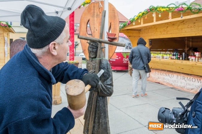 Zdjęcie w galerii na portalu naszwodzislaw.com: Niedziela Palmowa na wodzisławskim Rynku wiadomości z regionu