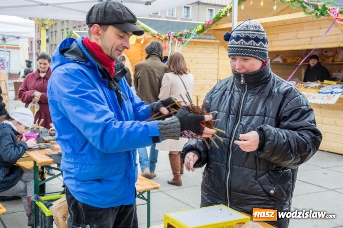 Zdjęcie w galerii na portalu naszwodzislaw.com: Niedziela Palmowa na wodzisławskim Rynku wiadomości z regionu