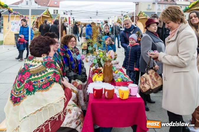 Zdjęcie w galerii na portalu naszwodzislaw.com: Niedziela Palmowa na wodzisławskim Rynku wiadomości z regionu