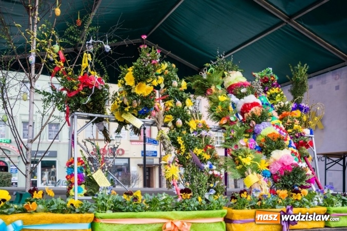 Zdjęcie w galerii na portalu naszwodzislaw.com: Niedziela Palmowa na wodzisławskim Rynku wiadomości z regionu