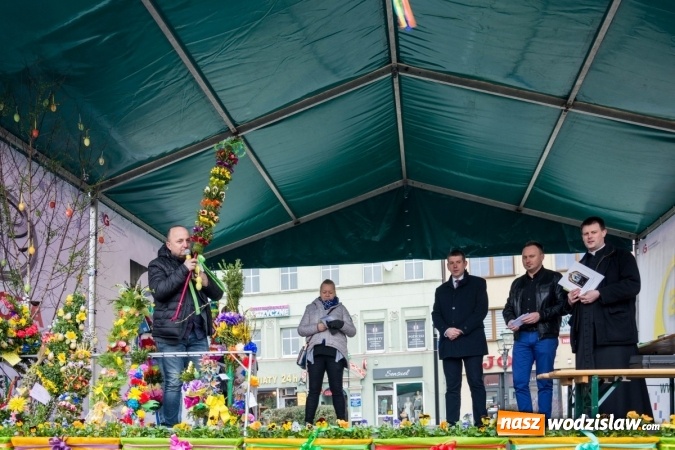 Zdjęcie w galerii na portalu naszwodzislaw.com: Niedziela Palmowa na wodzisławskim Rynku wiadomości z regionu