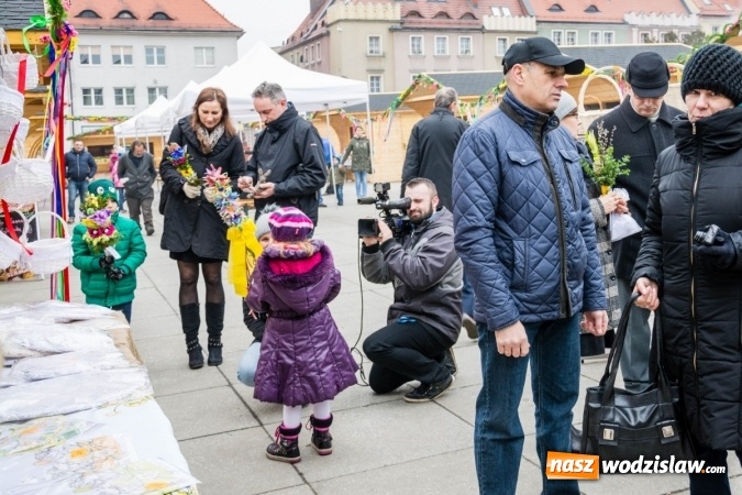 Zdjęcie w galerii na portalu naszwodzislaw.com: Niedziela Palmowa na wodzisławskim Rynku wiadomości z regionu