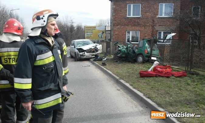 Zdjęcie w galerii na portalu naszwodzislaw.com: Groźny wypadek w Rydułtowach. Śmigłowiec LPR zabrał 1 osobę wiadomości z regionu