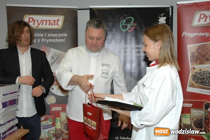 Zdjęcie w galerii na portalu naszwodzislaw.com: Robert Sowa gotował w wodzisławskim Ekonomiku  wiadomości z regionu