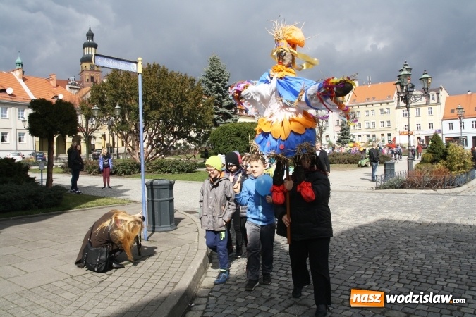 Zdjęcie w galerii na portalu naszwodzislaw.com: Wodzisławskie przedszkolaki powitały wiosnę wiadomości z regionu