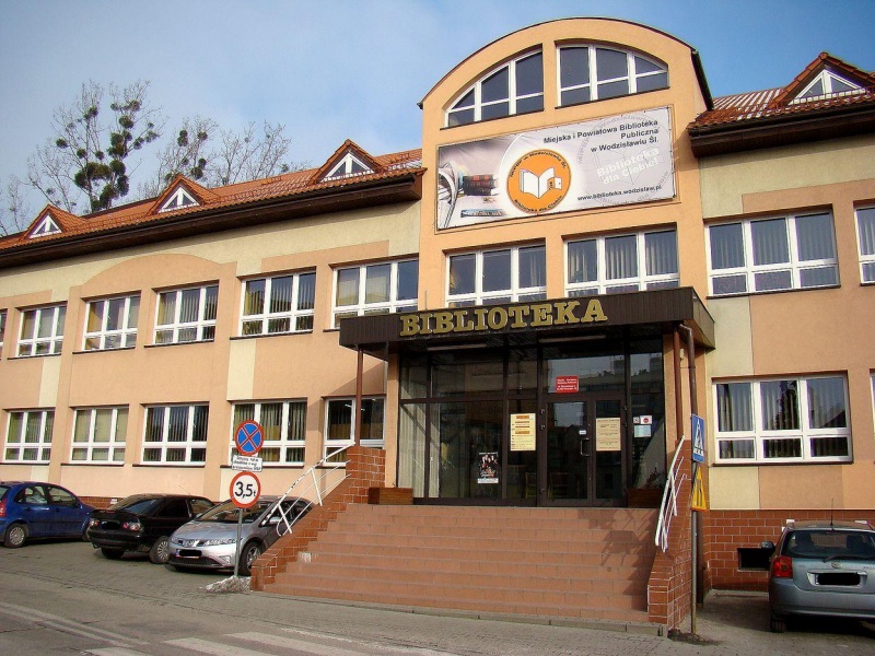 Zdjęcie w galerii na portalu naszwodzislaw.com: Biblioteka ściga zapominalskich wiadomości z regionu