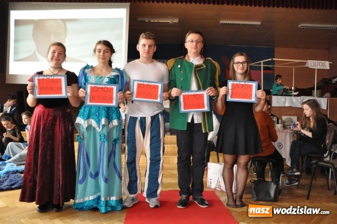 Zdjęcie w galerii na portalu naszwodzislaw.com: Międzynarodowy Dzień Frankofonii w G1 wiadomości z regionu