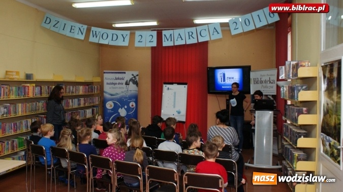 Zdjęcie w galerii na portalu naszwodzislaw.com: Światowy Dzień Wody z Wodociągami w raciborskiej bibliotece wiadomości z regionu