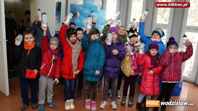 Zdjęcie w galerii na portalu naszwodzislaw.com: Światowy Dzień Wody z Wodociągami w raciborskiej bibliotece wiadomości z regionu