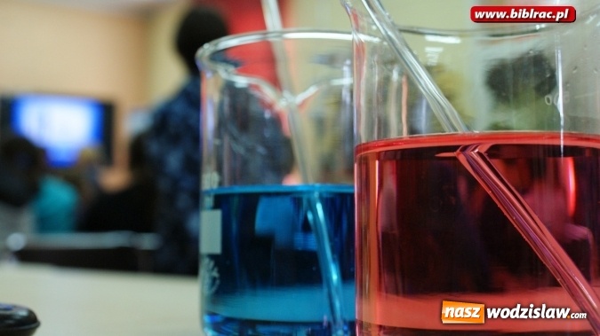 Zdjęcie w galerii na portalu naszwodzislaw.com: Światowy Dzień Wody z Wodociągami w raciborskiej bibliotece wiadomości z regionu