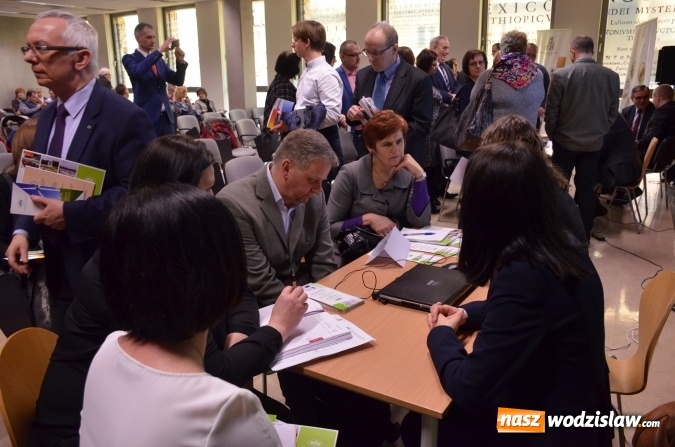 Zdjęcie w galerii na portalu naszwodzislaw.com: Konsultacje z udziałem przedsiębiorców i spółdzielców wiadomości z regionu