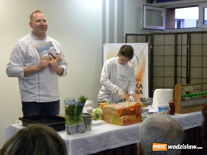 Zdjęcie w galerii na portalu naszwodzislaw.com: Zapachniało świętami... dzięki wizycie Remigiusza Rączki wiadomości z regionu