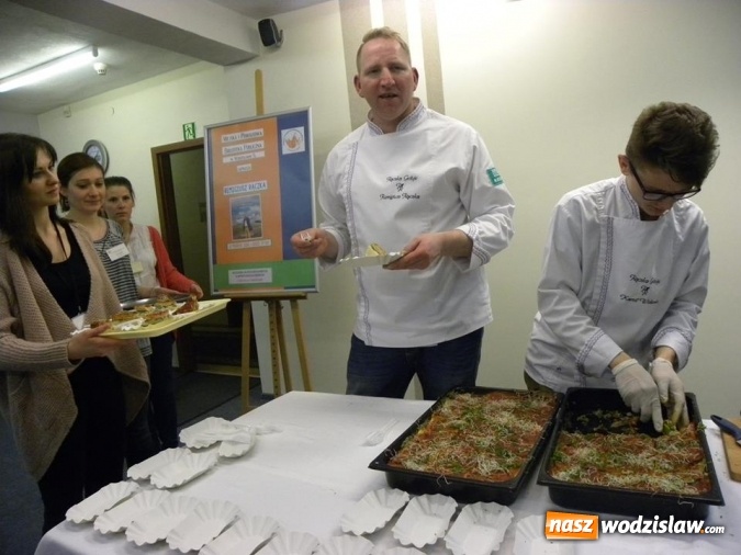 Zdjęcie w galerii na portalu naszwodzislaw.com: Zapachniało świętami... dzięki wizycie Remigiusza Rączki wiadomości z regionu