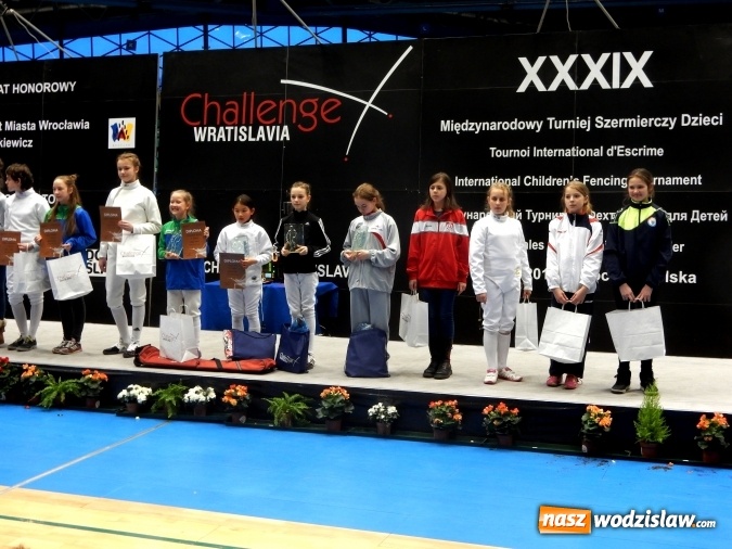Zdjęcie w galerii na portalu naszwodzislaw.com: Podium dla zawodniczki UKS 