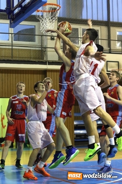 Zdjęcie w galerii na portalu naszwodzislaw.com: Srebrny medal dla koszykarzy MKS Wodzisław Śląski w turnieju 