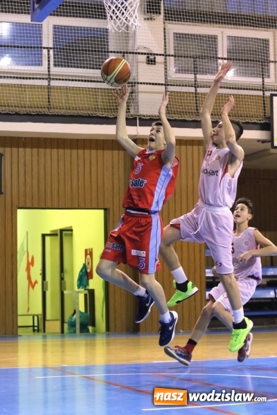 Zdjęcie w galerii na portalu naszwodzislaw.com: Srebrny medal dla koszykarzy MKS Wodzisław Śląski w turnieju 