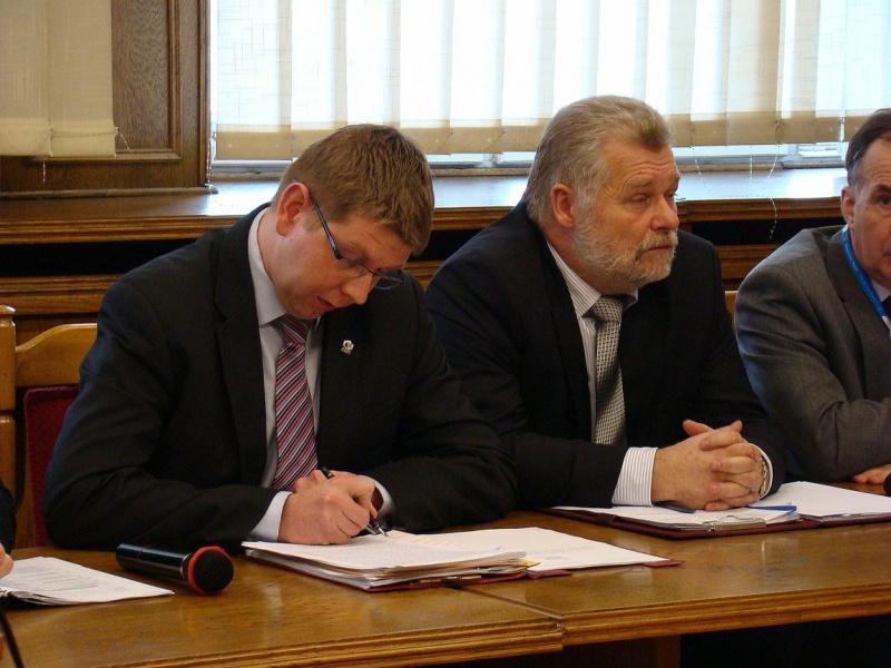 Zdjęcie w galerii na portalu naszwodzislaw.com: Likwidacji szkół nie będzie! wiadomości z regionu