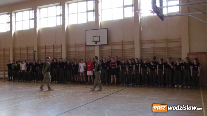 Zdjęcie w galerii na portalu naszwodzislaw.com: Żołnierze z jednostki AGAT szkolili uczniów z Rydułtów wiadomości z regionu