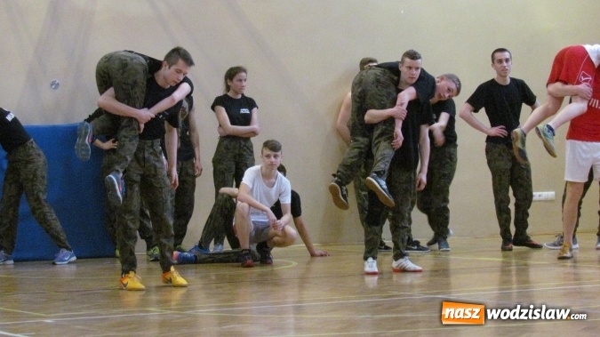 Zdjęcie w galerii na portalu naszwodzislaw.com: Żołnierze z jednostki AGAT szkolili uczniów z Rydułtów wiadomości z regionu