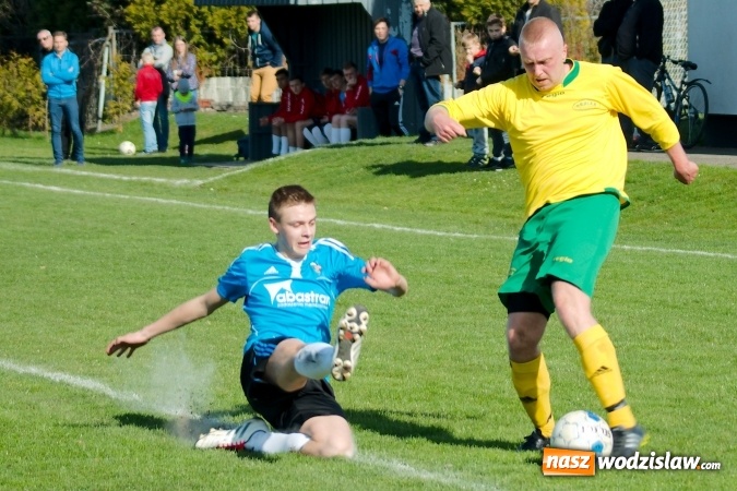 Zdjęcie w galerii na portalu naszwodzislaw.com: A klasa: Chałupki grały, Gorzyce strzelały wiadomości z regionu