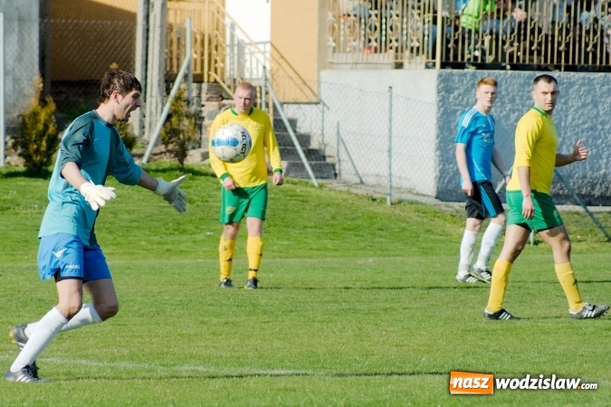 Zdjęcie w galerii na portalu naszwodzislaw.com: A klasa: Chałupki grały, Gorzyce strzelały wiadomości z regionu