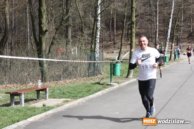 Zdjęcie w galerii na portalu naszwodzislaw.com: 139 os&oacute;b wystartowało w kolejnej edycji Błękitnej Wstęgi Balatonu wiadomości z regionu