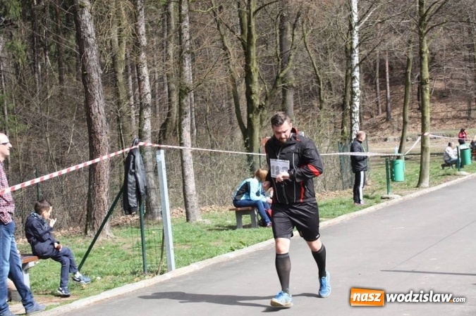 Zdjęcie w galerii na portalu naszwodzislaw.com: 139 os&oacute;b wystartowało w kolejnej edycji Błękitnej Wstęgi Balatonu wiadomości z regionu