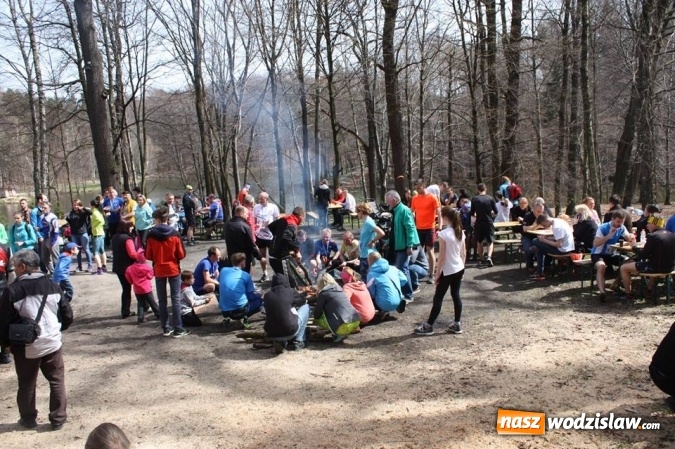 Zdjęcie w galerii na portalu naszwodzislaw.com: 139 os&oacute;b wystartowało w kolejnej edycji Błękitnej Wstęgi Balatonu wiadomości z regionu