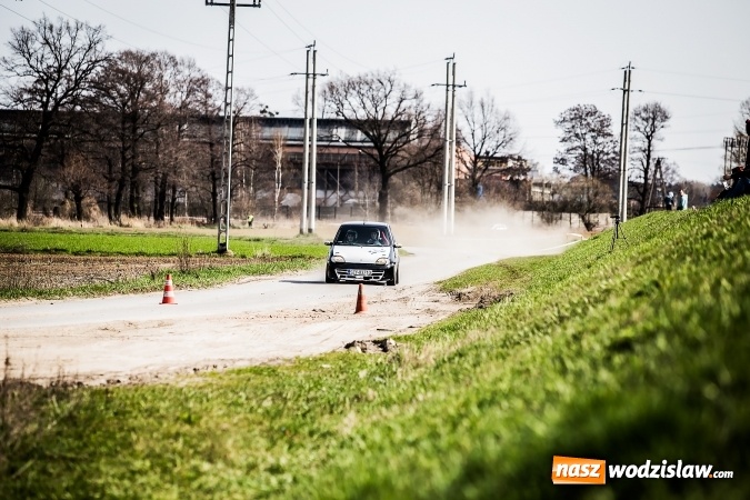 Zdjęcie w galerii na portalu naszwodzislaw.com: Amatorski Rajd Samochodowy w Kuźni Raciborskiej już za nami wiadomości z regionu