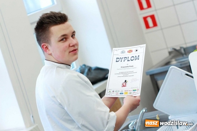Zdjęcie w galerii na portalu naszwodzislaw.com: Sukces ucznia z ZSP numer 2 z Rydułtów w regionalnym konkursie kulinarnym wiadomości z regionu