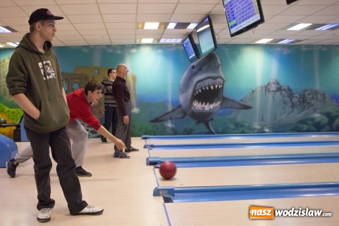 Zdjęcie w galerii na portalu naszwodzislaw.com: Odbył się V Powiatowy Integracyjny Turniej w Kręgle wiadomości z regionu