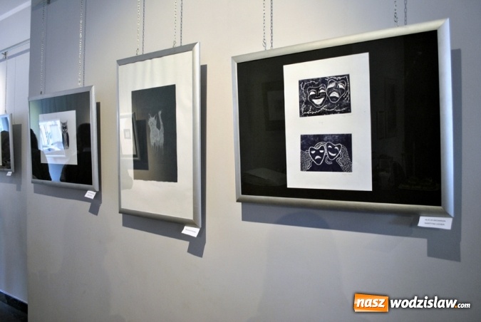Zdjęcie w galerii na portalu naszwodzislaw.com: Wernisaż wystawy 