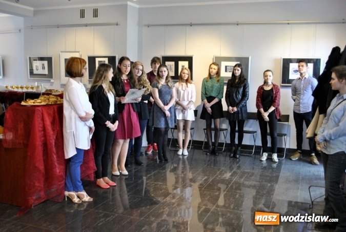 Zdjęcie w galerii na portalu naszwodzislaw.com: Wernisaż wystawy 