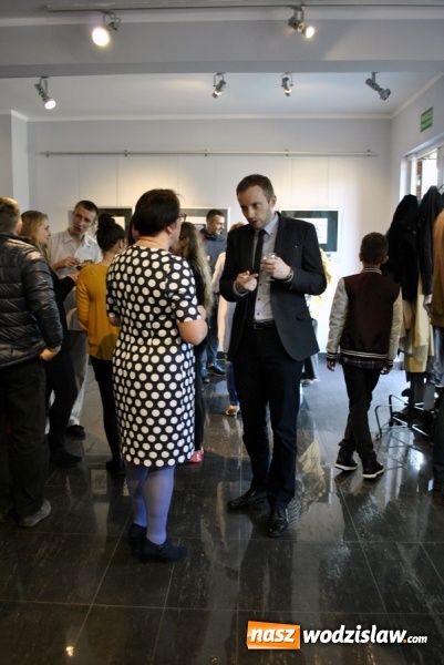 Zdjęcie w galerii na portalu naszwodzislaw.com: Wernisaż wystawy 