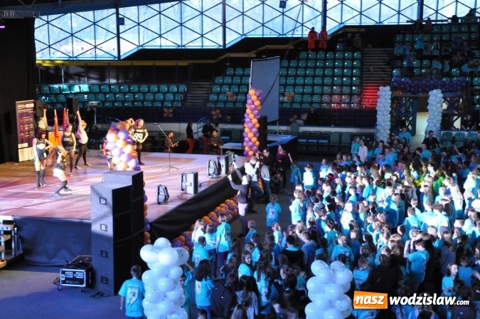 Zdjęcie w galerii na portalu naszwodzislaw.com: Drużyna z Gimnazjum nr 1 na podium XI Ogólnopolskiej Olimpiady Kreatywności Destination ImagiNation we Wrocławiu! wiadomości z regionu