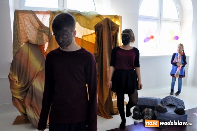 Zdjęcie w galerii na portalu naszwodzislaw.com: Drużyna z Gimnazjum nr 1 na podium XI Ogólnopolskiej Olimpiady Kreatywności Destination ImagiNation we Wrocławiu! wiadomości z regionu