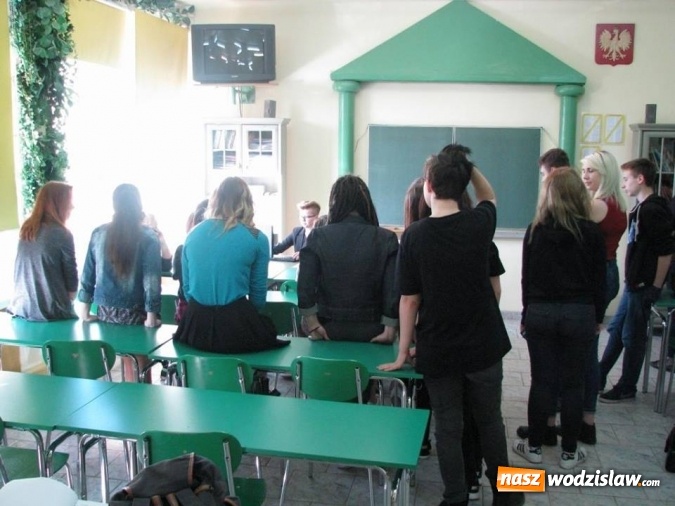 Zdjęcie w galerii na portalu naszwodzislaw.com: Na językach tym razem... sztuka  wiadomości z regionu