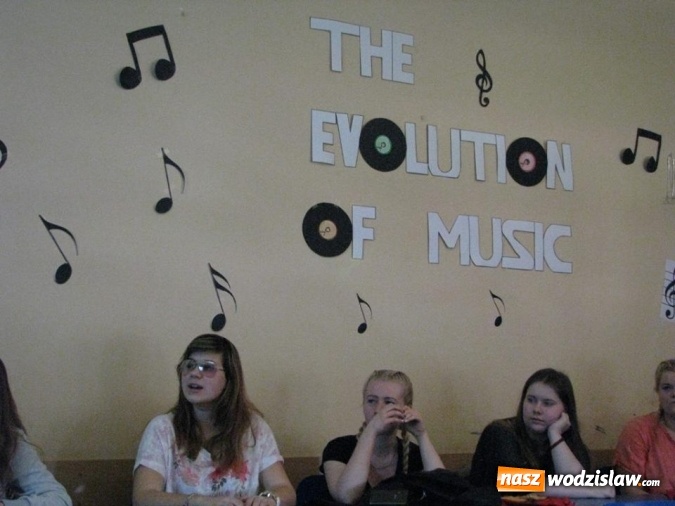 Zdjęcie w galerii na portalu naszwodzislaw.com: Na językach tym razem... sztuka  wiadomości z regionu