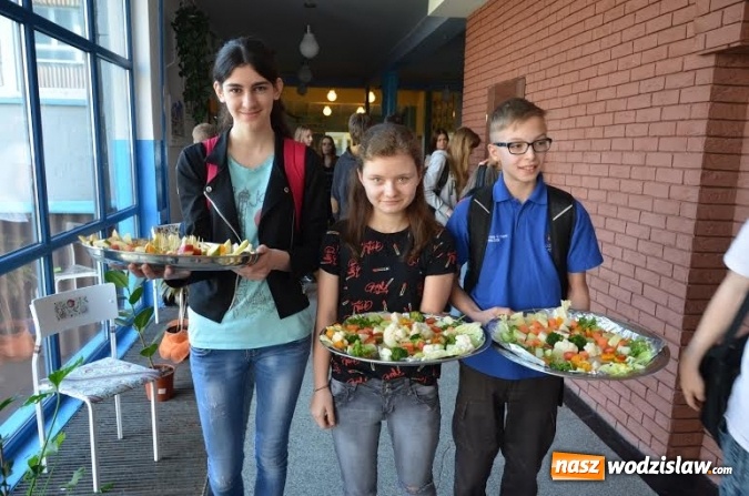 Zdjęcie w galerii na portalu naszwodzislaw.com: Obchody Światowego Dnia Zdrowia w Gimnazjum nr 2 wiadomości z regionu