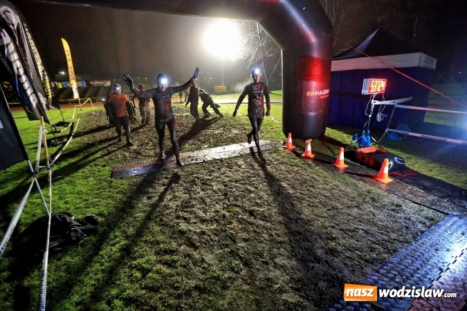 Zdjęcie w galerii na portalu naszwodzislaw.com: Miał być Classic a wyszedł Hardcore! Wyjątkowo ekstremalny Runmageddon szalał na hałdach w Zabrzu wiadomości z regionu