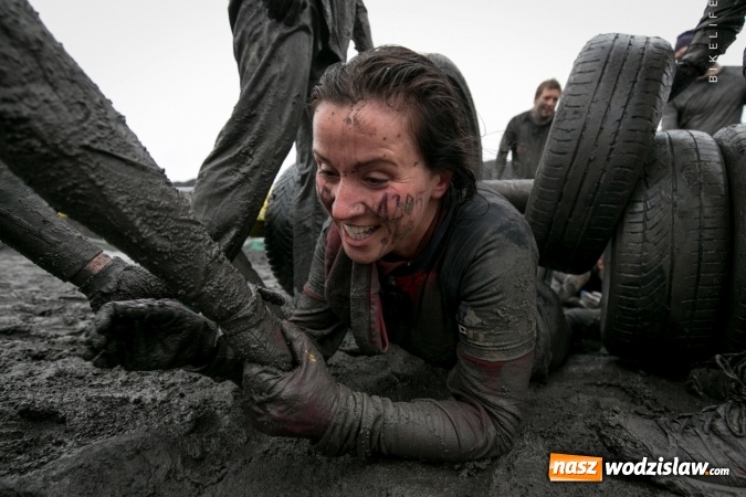 Zdjęcie w galerii na portalu naszwodzislaw.com: Miał być Classic a wyszedł Hardcore! Wyjątkowo ekstremalny Runmageddon szalał na hałdach w Zabrzu wiadomości z regionu