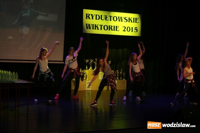 Zdjęcie w galerii na portalu naszwodzislaw.com: Wiktorie 2015 trafiły w ręce najlepszych sportowców z Rydułtów wiadomości z regionu