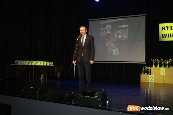 Zdjęcie w galerii na portalu naszwodzislaw.com: Wiktorie 2015 trafiły w ręce najlepszych sportowców z Rydułtów wiadomości z regionu
