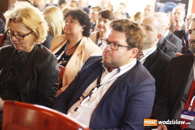 Zdjęcie w galerii na portalu naszwodzislaw.com: Myśl globalnie, działaj lokalnie. Za nami I. Forum Biznesowe w Wodzisławiu Śląskim wiadomości z regionu
