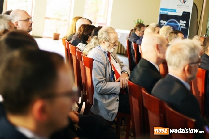 Zdjęcie w galerii na portalu naszwodzislaw.com: Myśl globalnie, działaj lokalnie. Za nami I. Forum Biznesowe w Wodzisławiu Śląskim wiadomości z regionu