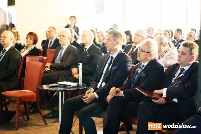 Zdjęcie w galerii na portalu naszwodzislaw.com: Myśl globalnie, działaj lokalnie. Za nami I. Forum Biznesowe w Wodzisławiu Śląskim wiadomości z regionu
