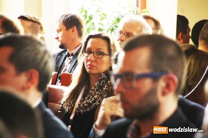 Zdjęcie w galerii na portalu naszwodzislaw.com: Myśl globalnie, działaj lokalnie. Za nami I. Forum Biznesowe w Wodzisławiu Śląskim wiadomości z regionu