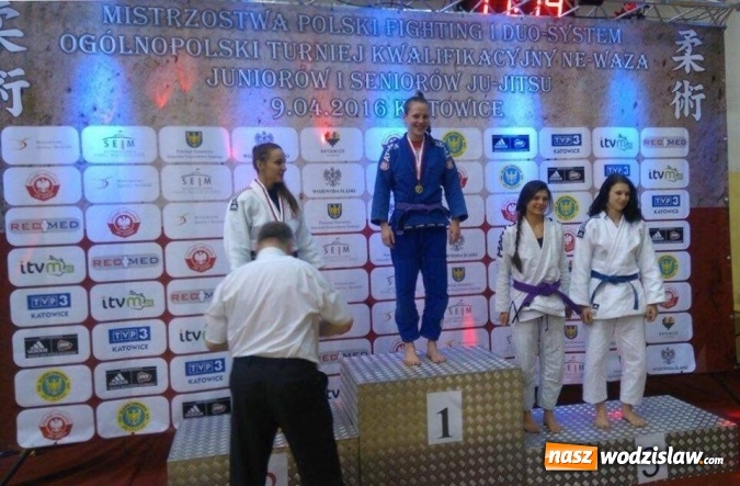 Zdjęcie w galerii na portalu naszwodzislaw.com: Nauczycielka z wodzisławskiej SP nr 8 na podium ze złotym medalem  wiadomości z regionu