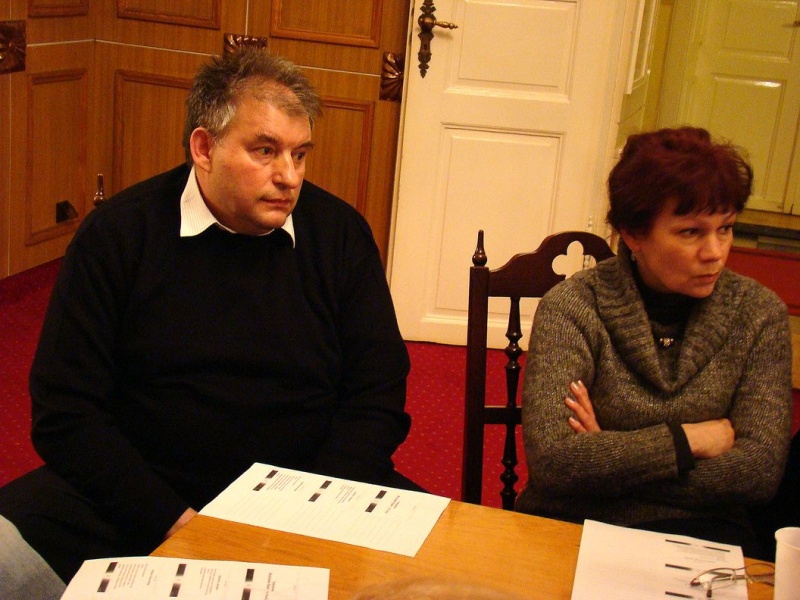 Zdjęcie w galerii na portalu naszwodzislaw.com: Jimi Hendrix dźwignią handlu wiadomości z regionu