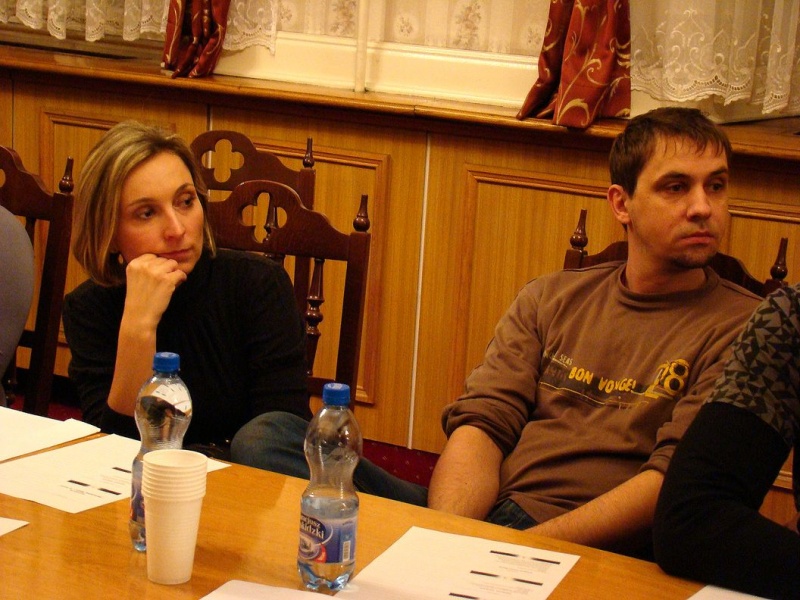 Zdjęcie w galerii na portalu naszwodzislaw.com: Jimi Hendrix dźwignią handlu wiadomości z regionu